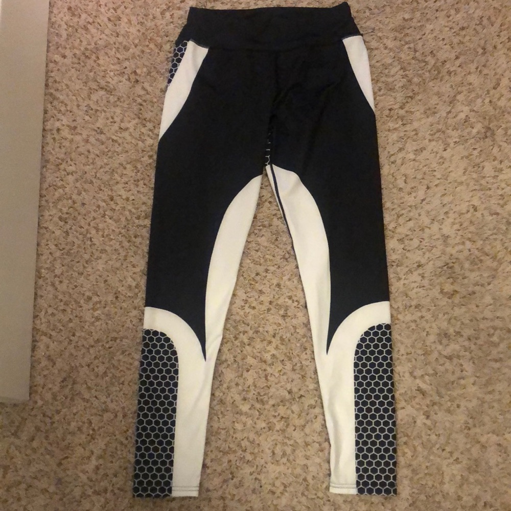 Women’s patterned leggings